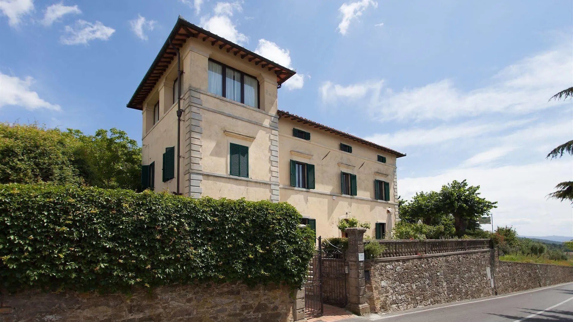 Villa Cristina contacts